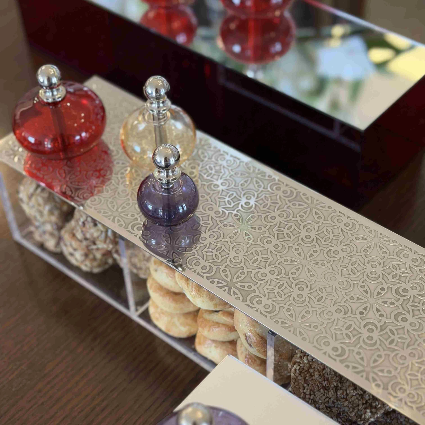 Acrylic Box with metal cover - NOOR Collection