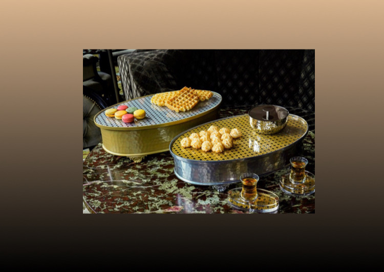 Metal Oval Khayzaran Platter - Khayzaran Collection