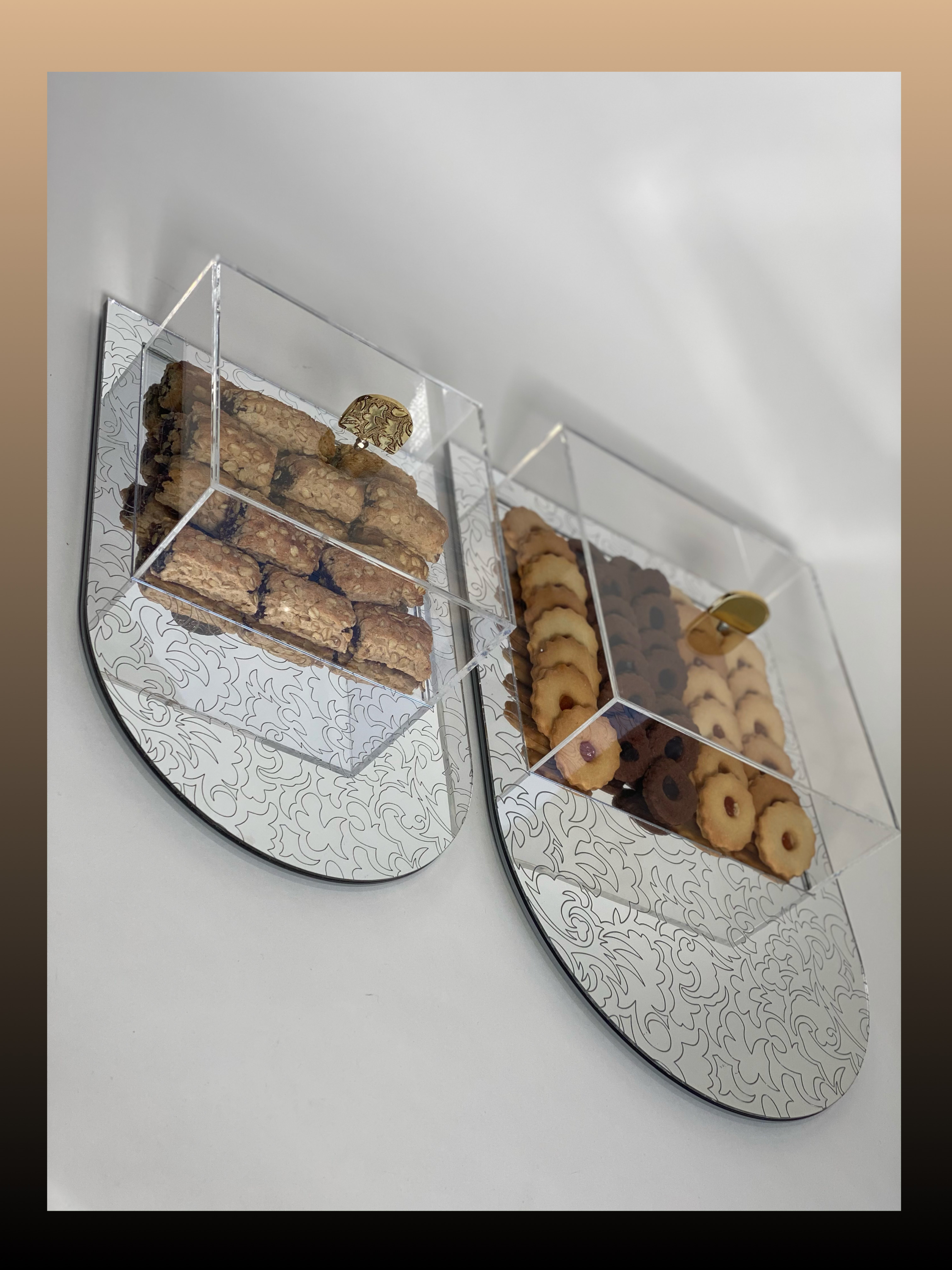 Engraved Acrylic Platter with Cover - Arcade Collection