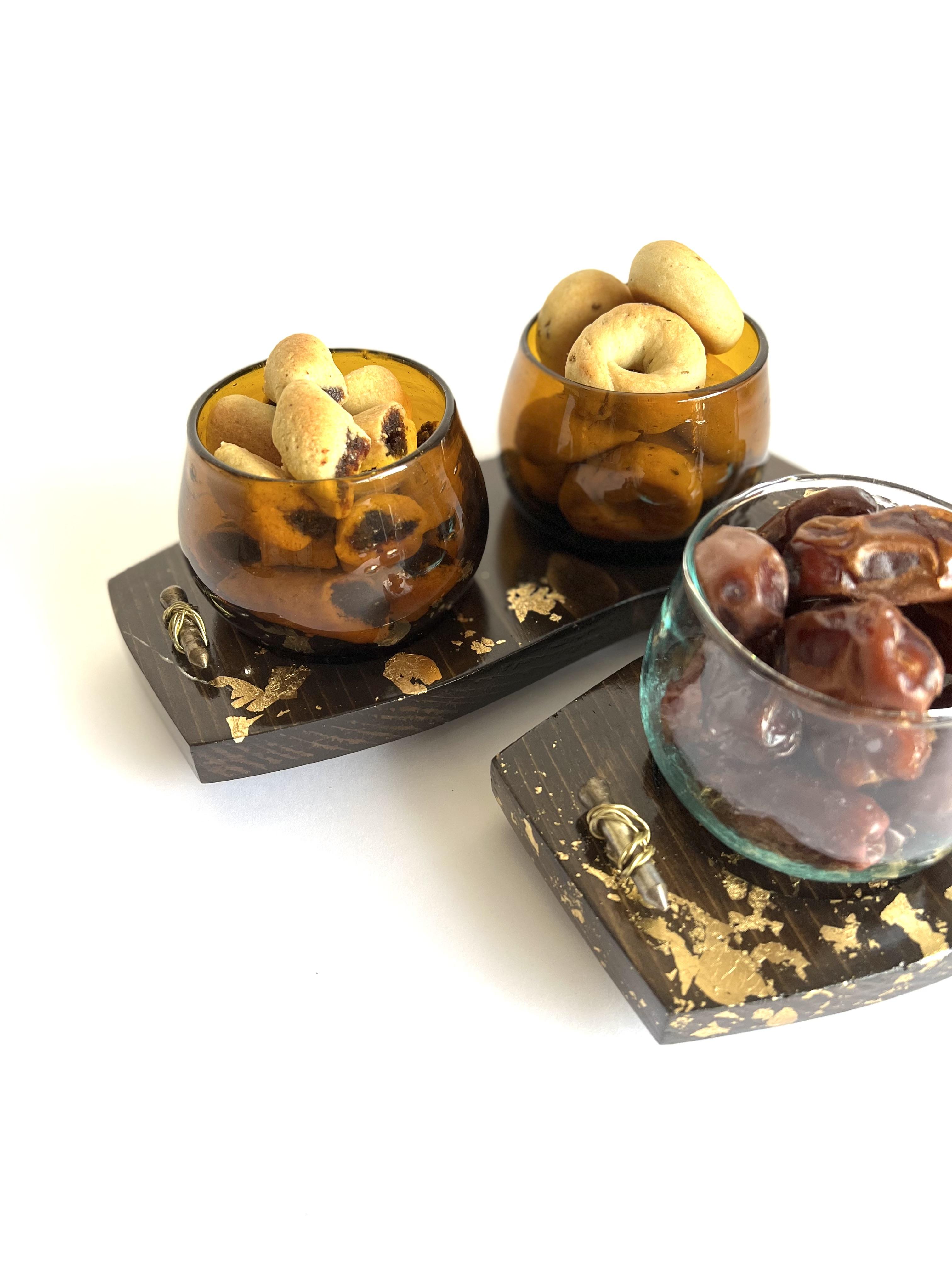 Wooden Plate with Glass Bowls - Amber Gold Collection