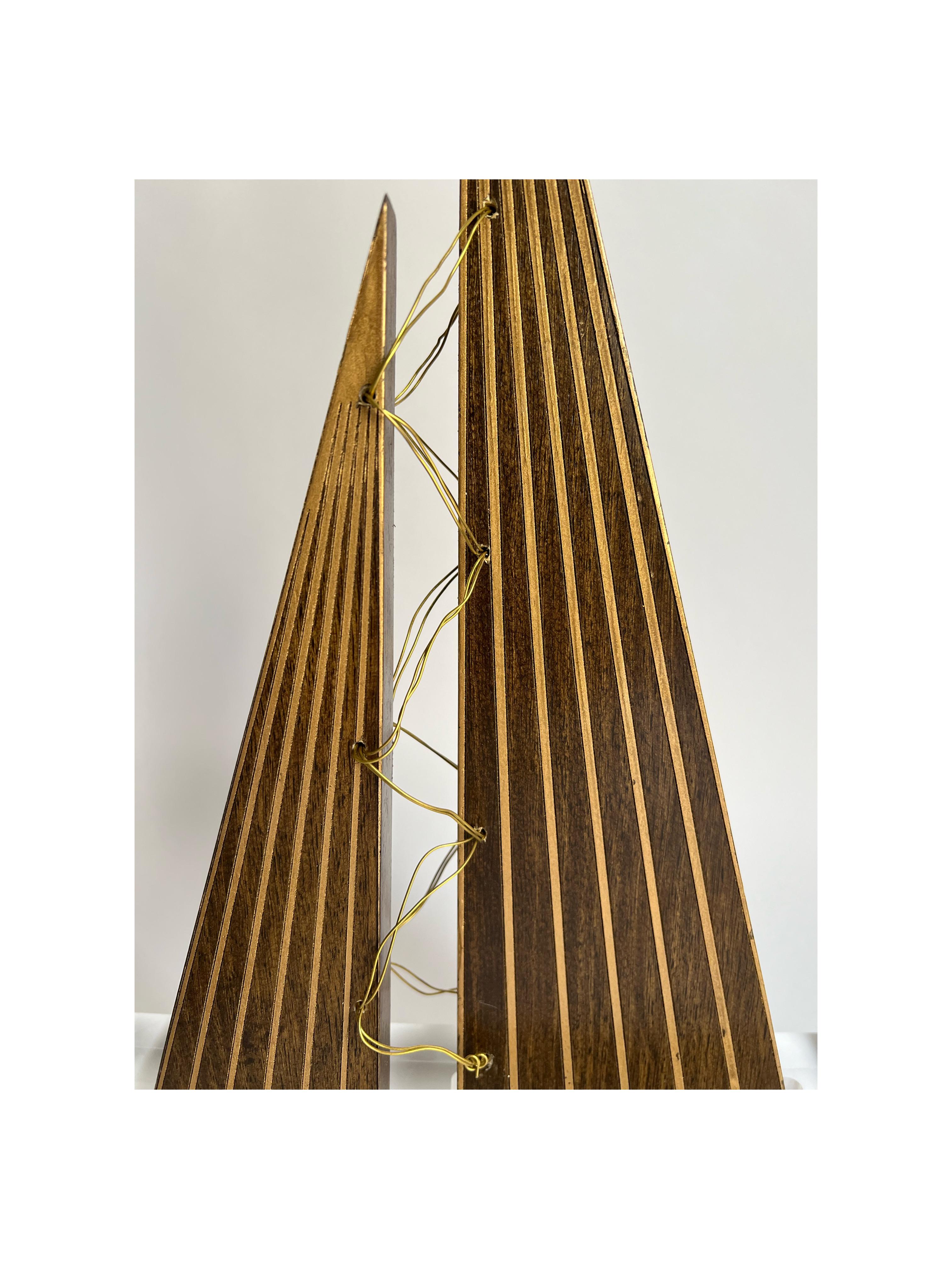 Wooden Tree with  Linear Pattern - Amber Gold Collection