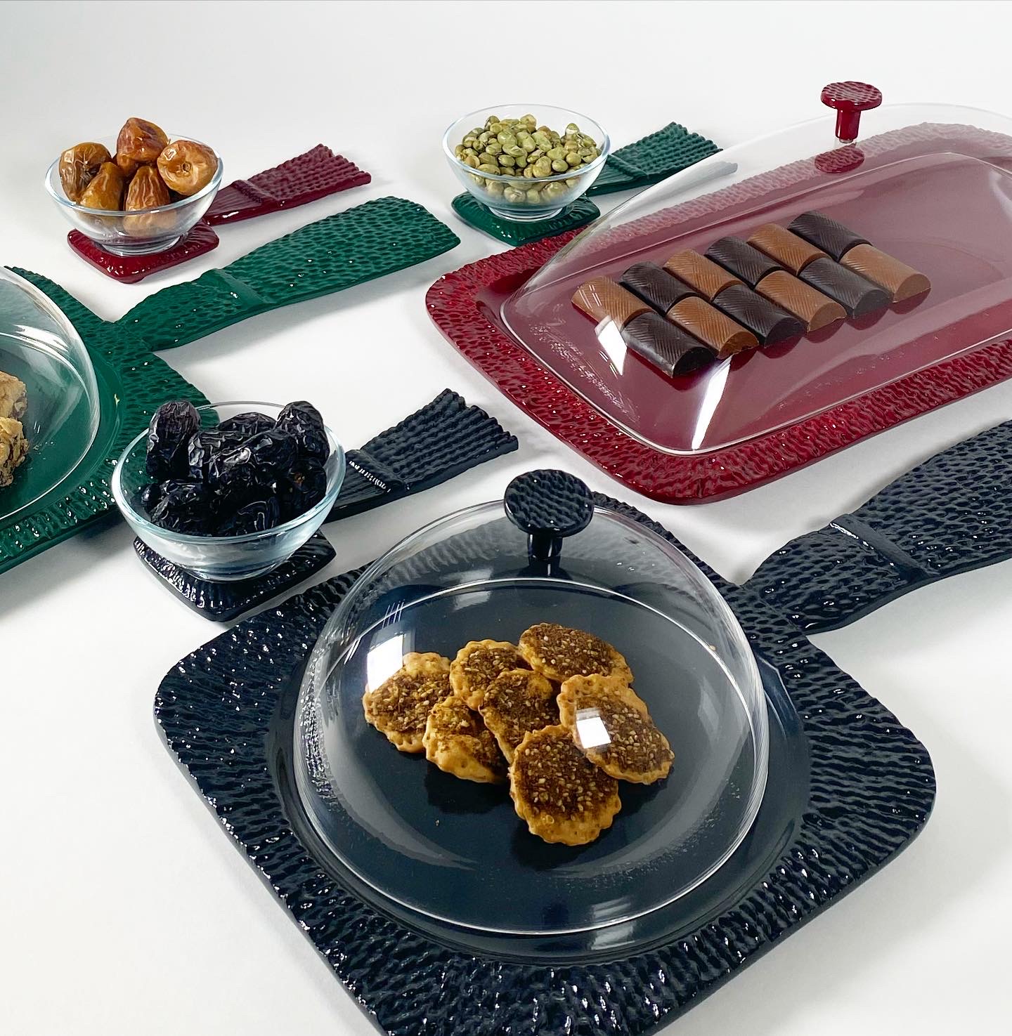 Metal Tassel Platter  with Acrylic Cover Rectangle Shaped - Tiffany Collection