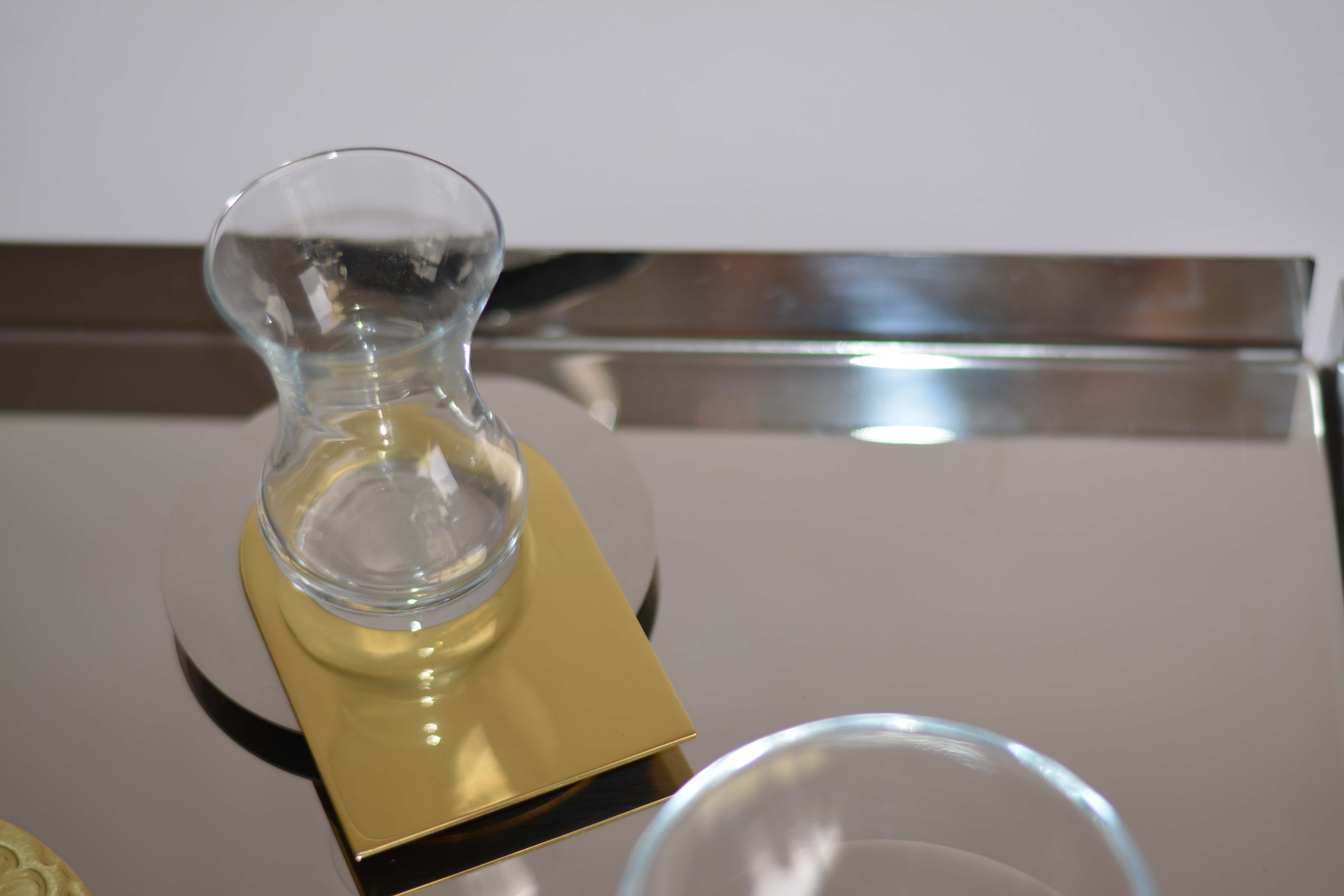 Metal Plain Plate with Tea Glass Cup (Set of 12 Pieces) - Arcade Collection