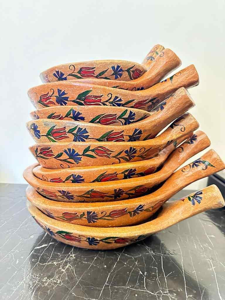 Medium Pan with Handle