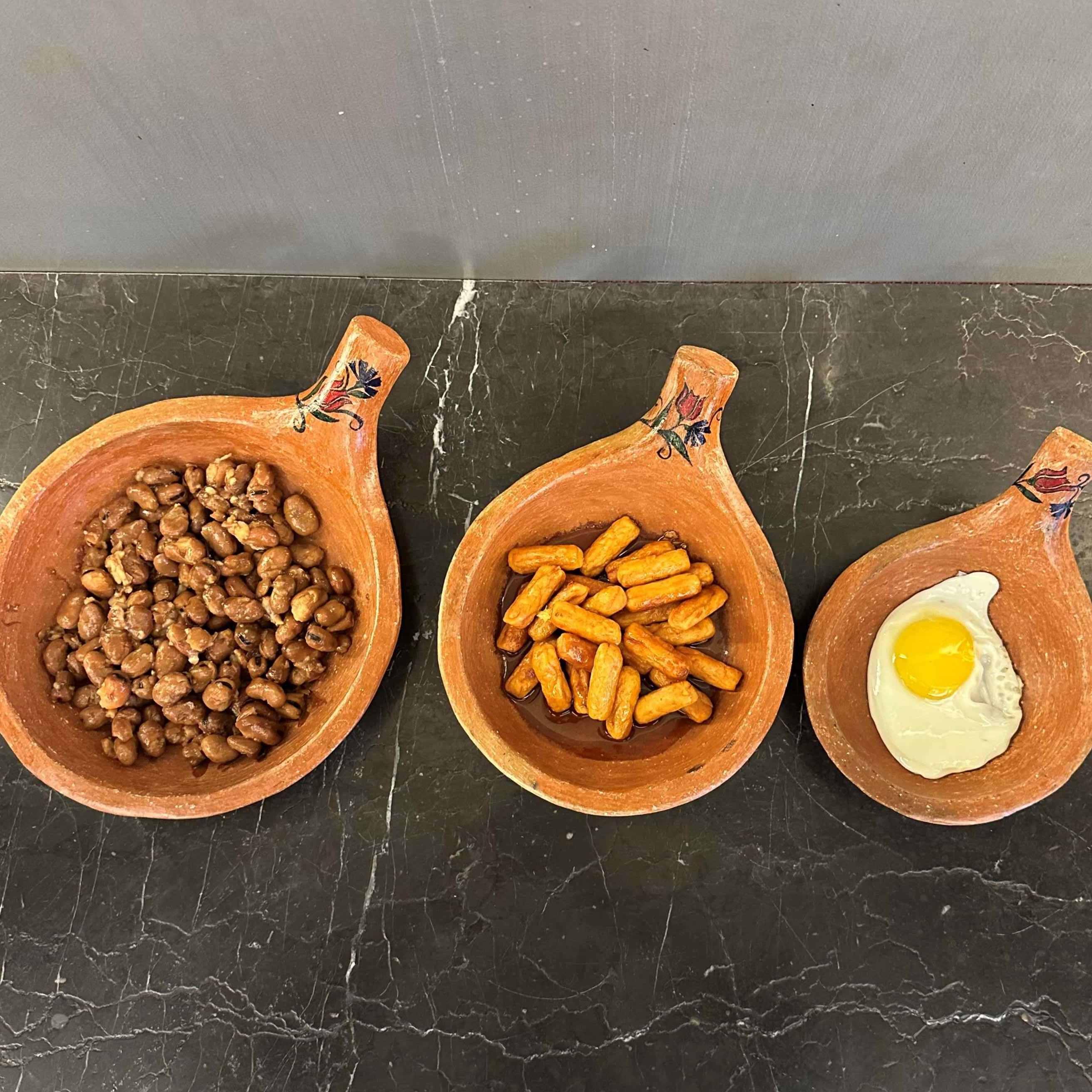 Large Pan with Handle