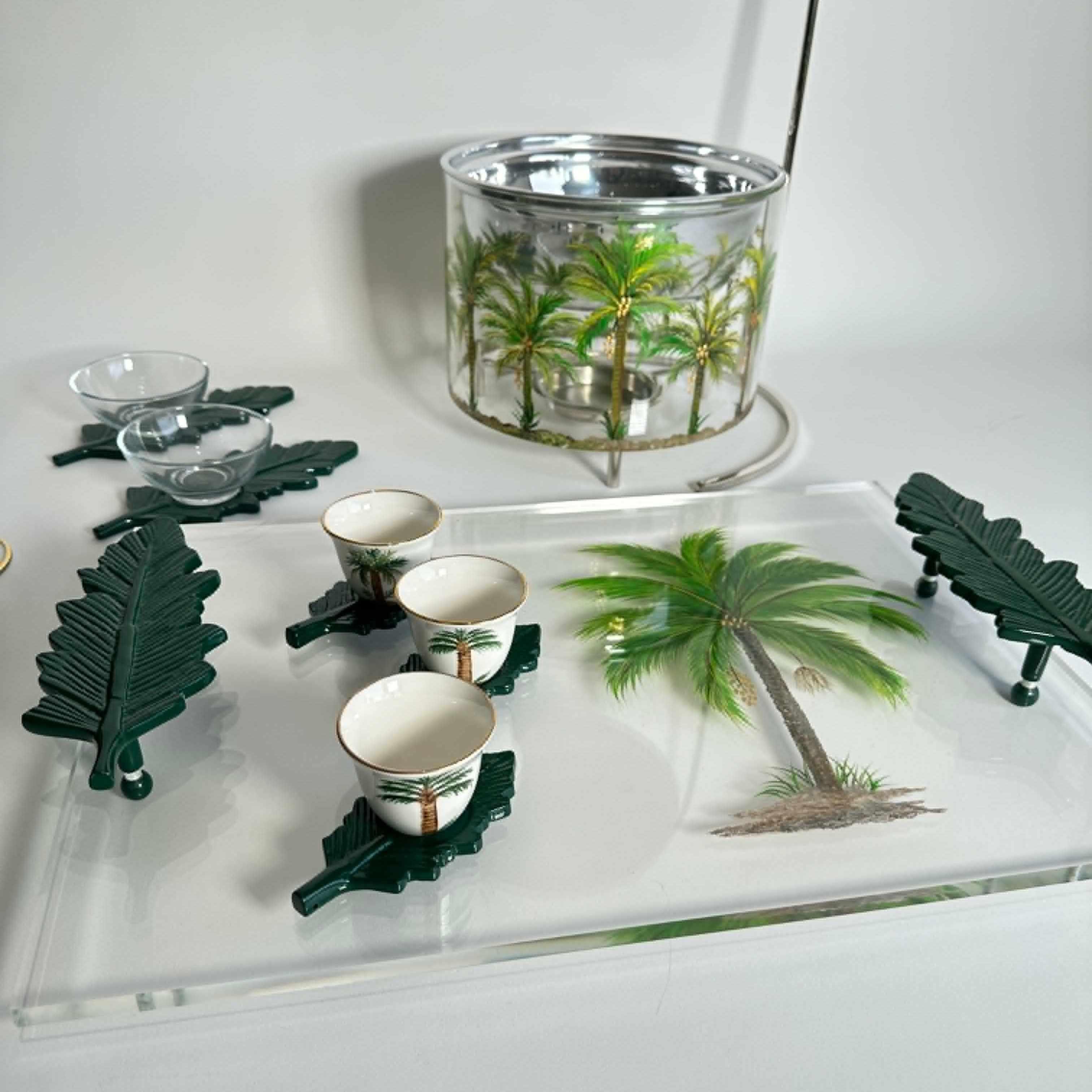 Hanpainted Palm Tree acrylic tray