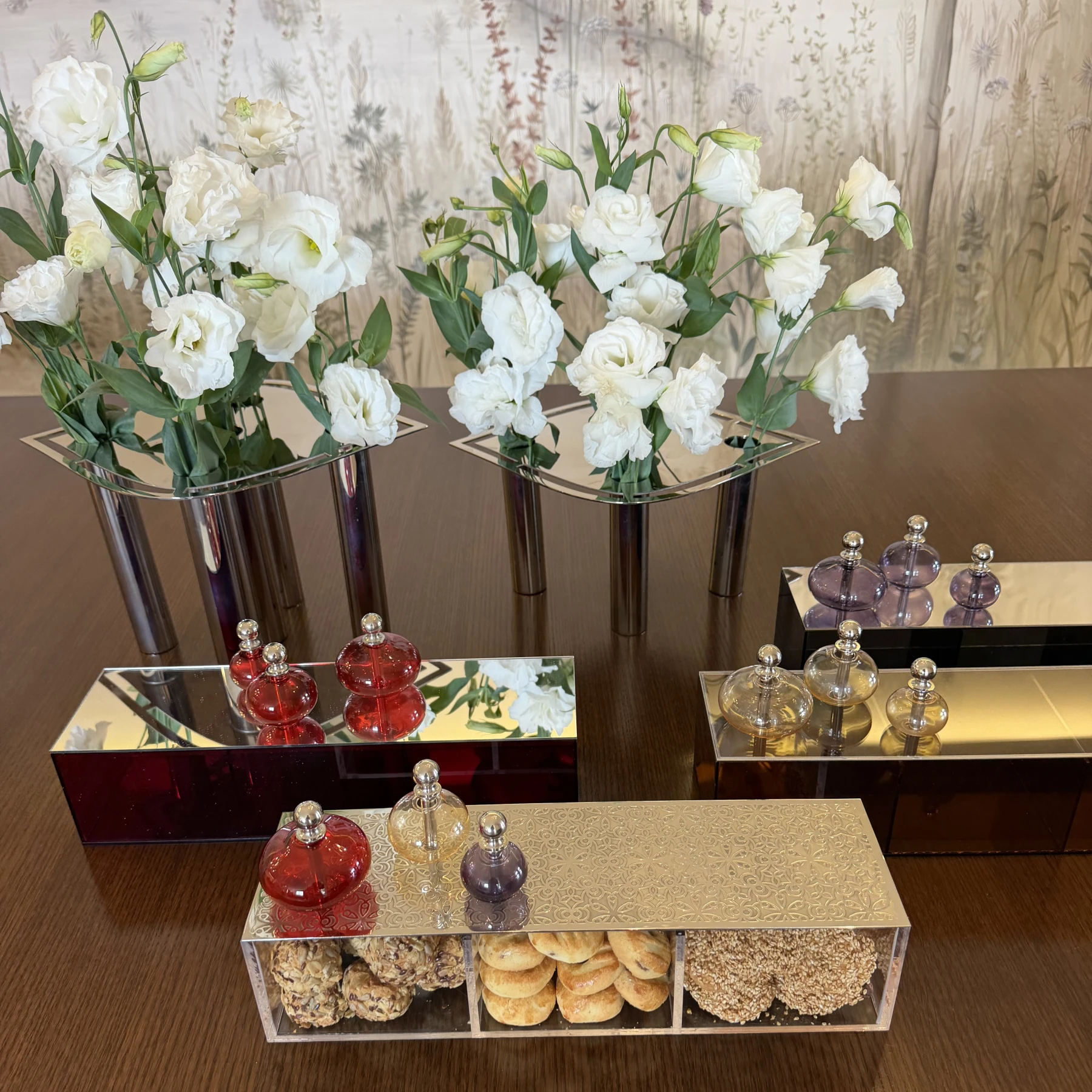 Acrylic Box with metal cover - NOOR Collection