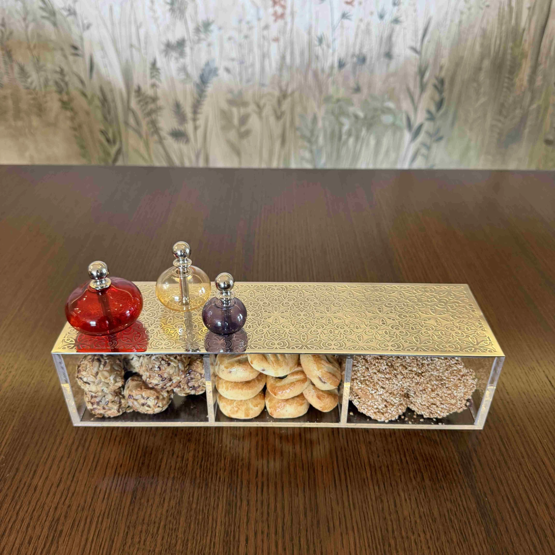 Acrylic Box with metal cover - NOOR Collection