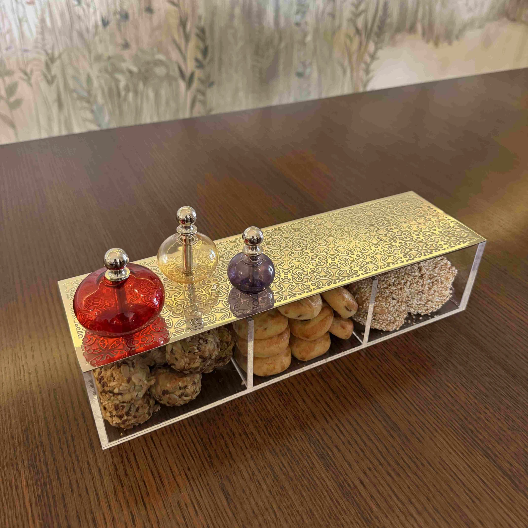 Acrylic Box with metal cover - NOOR Collection