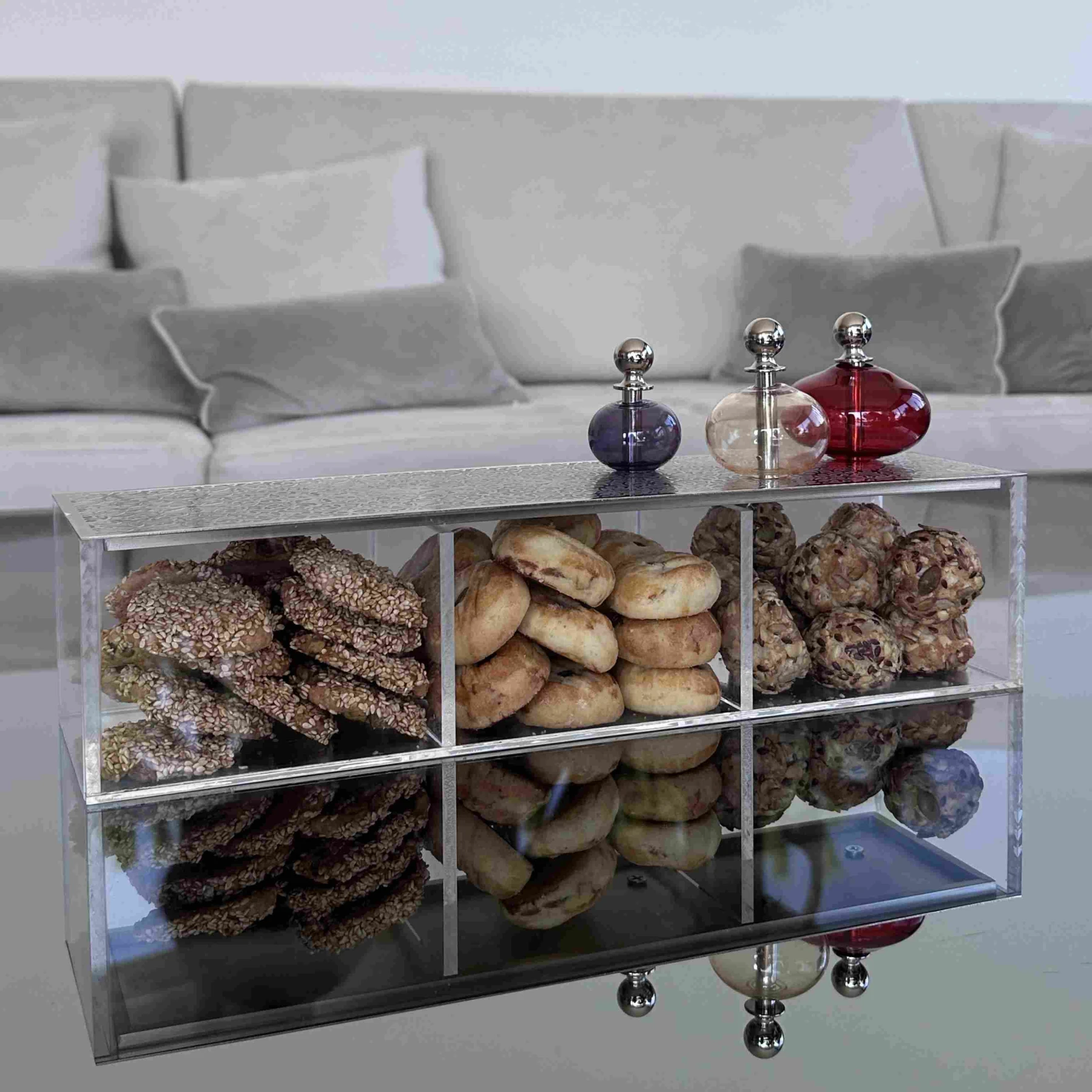 Acrylic Box with metal cover - NOOR Collection